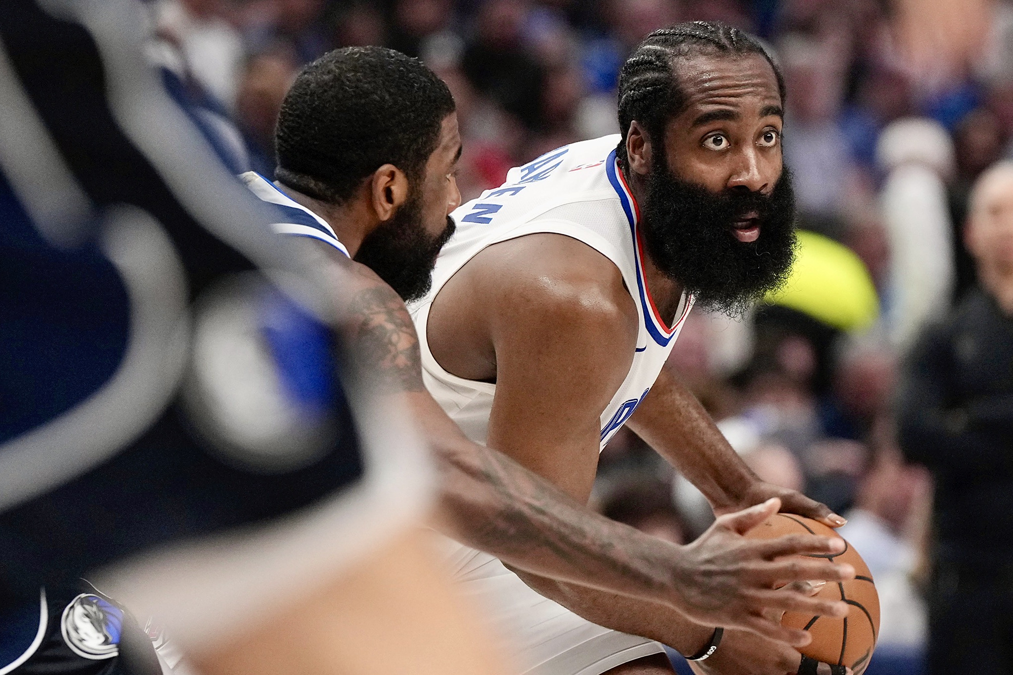 爱游戏官网哈登巅峰对决，Ming与30激战雄鹿分钟，势不可挡胜负难料！的简单介绍